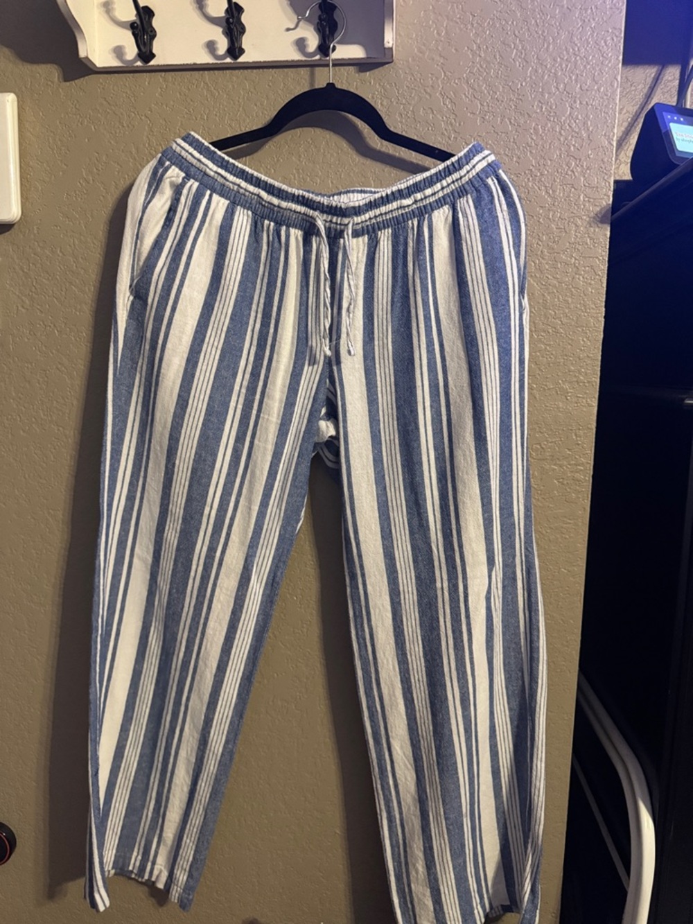 Old Navy Blue and White Striped Drawstring Straight-Leg Pants